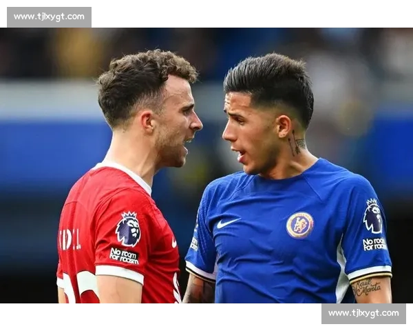 英超焦点大战利物浦对决切尔西争冠形势引爆安菲尔德之夜激情巅峰